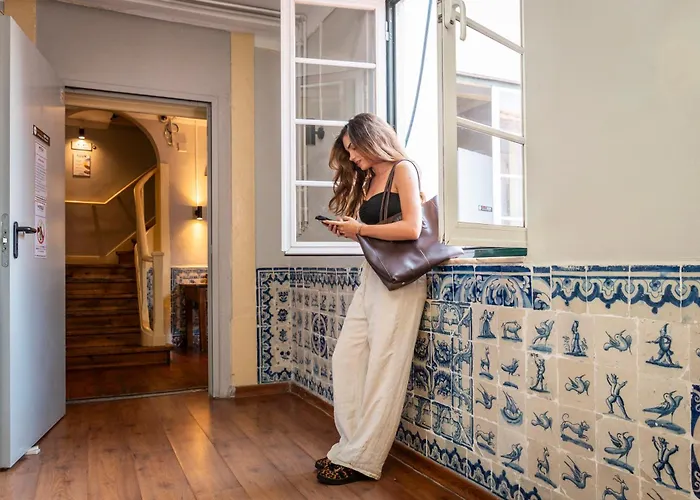 A Pousada Wot New Lisbon Social
